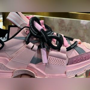 Dolce and gabbana sneakers. Got for Valentine’s Day and don’t like them